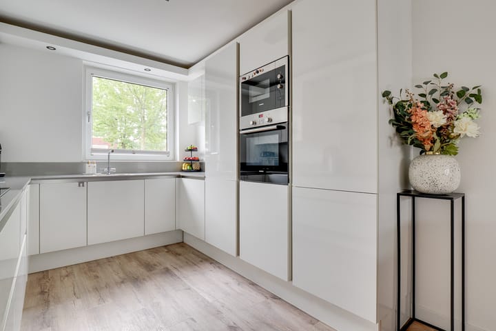 Photo 11 of Derde Oosterparklaan 79