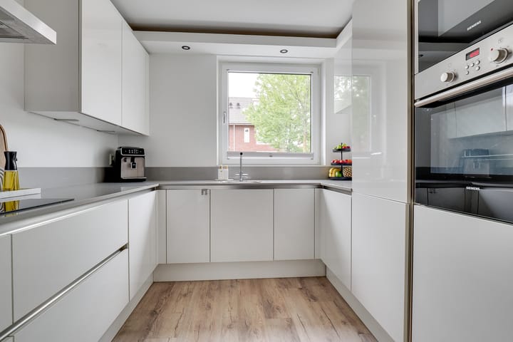 Photo 12 of Derde Oosterparklaan 79