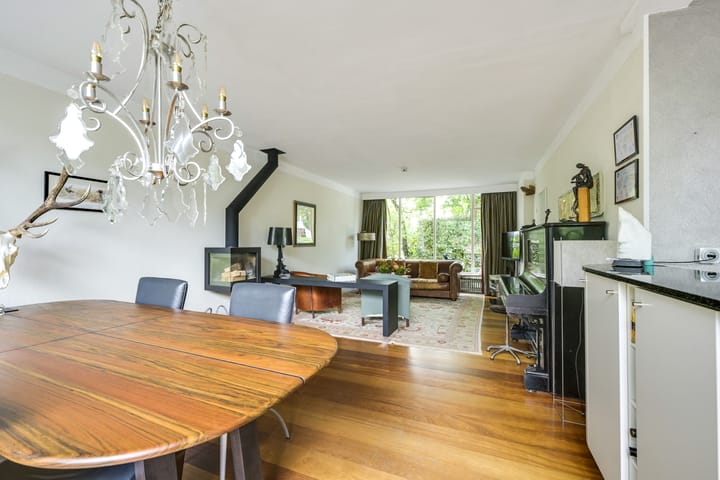 Foto 10 van Montessorilaan 14