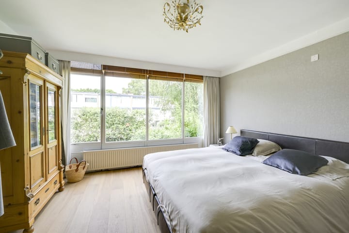 Foto 21 van Montessorilaan 14