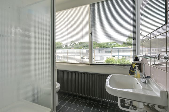 Foto 37 van Montessorilaan 14