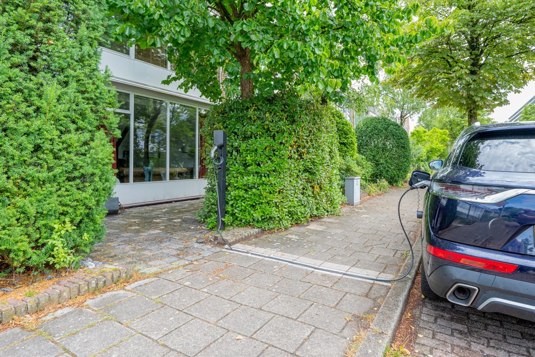 Photo 41 of Montessorilaan 14