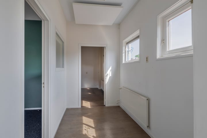 Foto 11 van Meidoornstraat 10-A