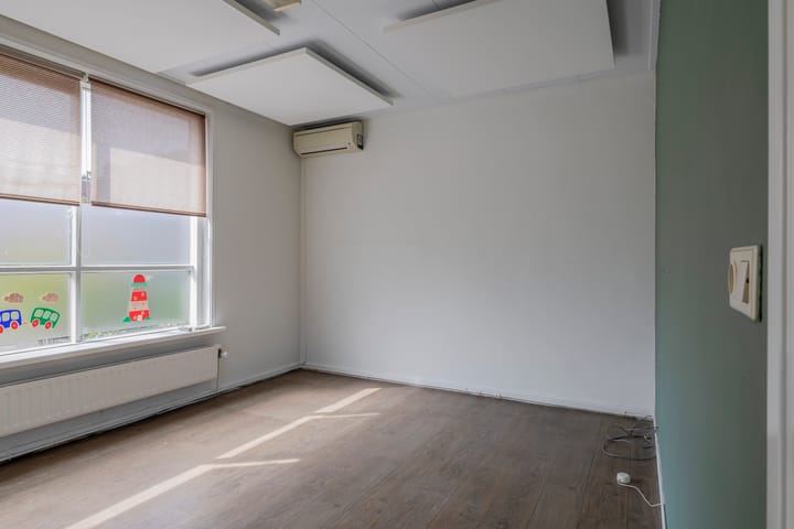 Foto 22 van Meidoornstraat 10-A