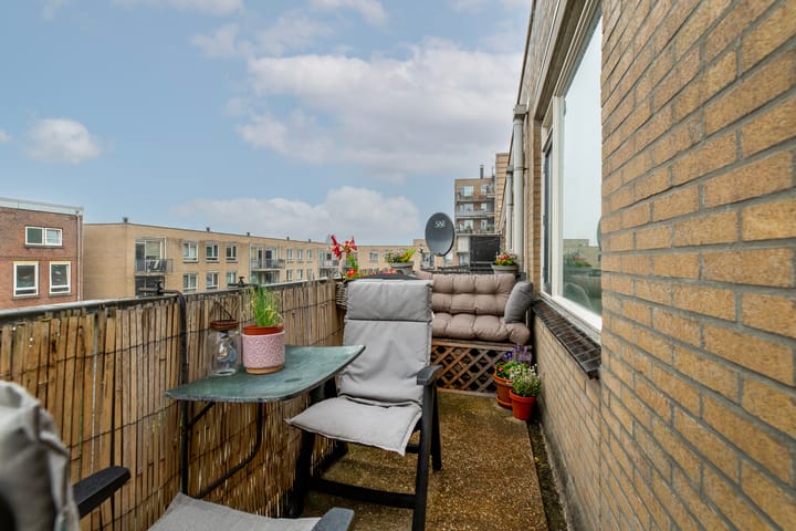 Foto 16 van Crooswijksestraat 104