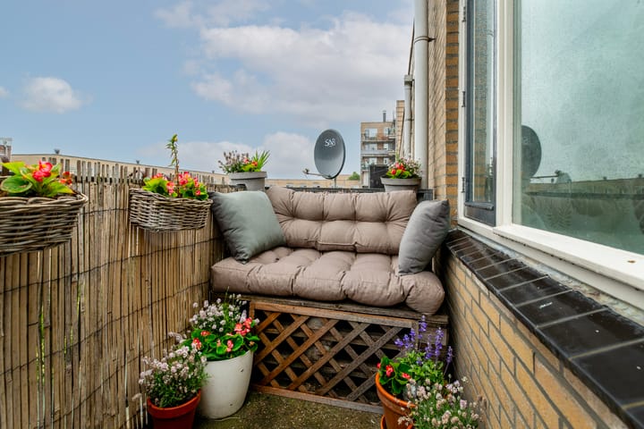 Foto 17 van Crooswijksestraat 104