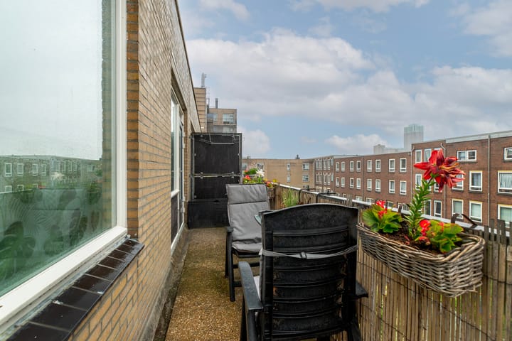 Foto 19 van Crooswijksestraat 104