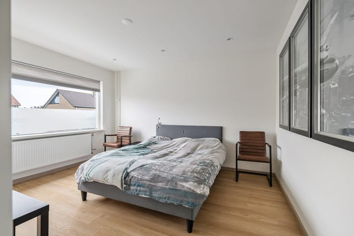 Photo 4 of Van Duivenvoordestraat 15