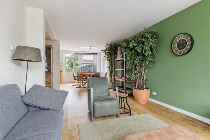 Photo 23 of Van Duivenvoordestraat 15