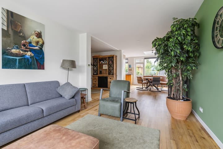 Photo 24 of Van Duivenvoordestraat 15