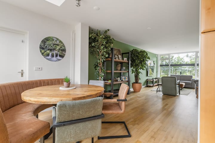 Photo 29 of Van Duivenvoordestraat 15