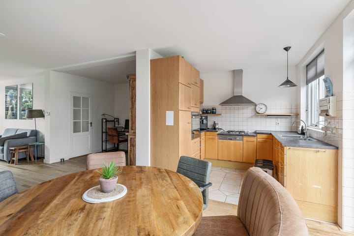 Photo 31 of Van Duivenvoordestraat 15