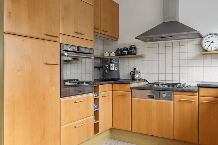 Photo 33 of Van Duivenvoordestraat 15