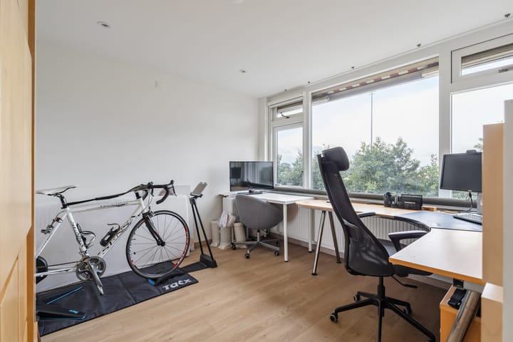 Photo 46 of Van Duivenvoordestraat 15