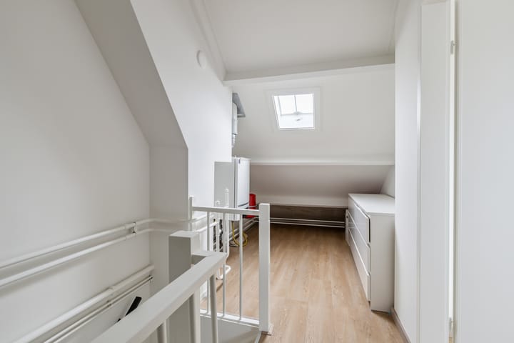 Photo 51 of Van Duivenvoordestraat 15