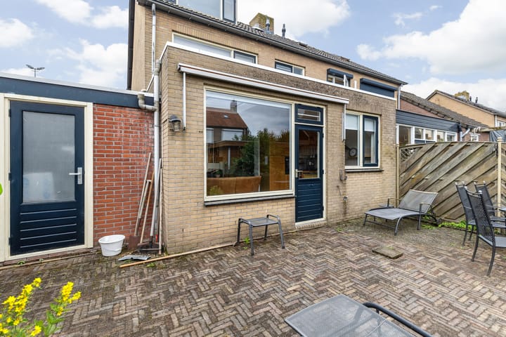 Photo 57 of Van Duivenvoordestraat 15