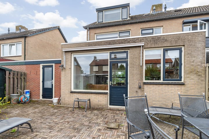 Photo 60 of Van Duivenvoordestraat 15