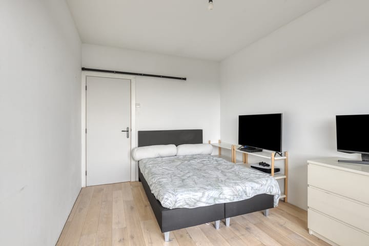 Foto 19 van Burgemeester Hogguerstraat 373