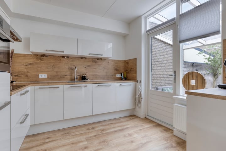 Foto 18 van Beethovenstraat 4