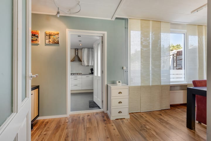 Foto 9 van Perestraat 5