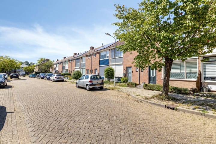 Foto 36 van Perestraat 5