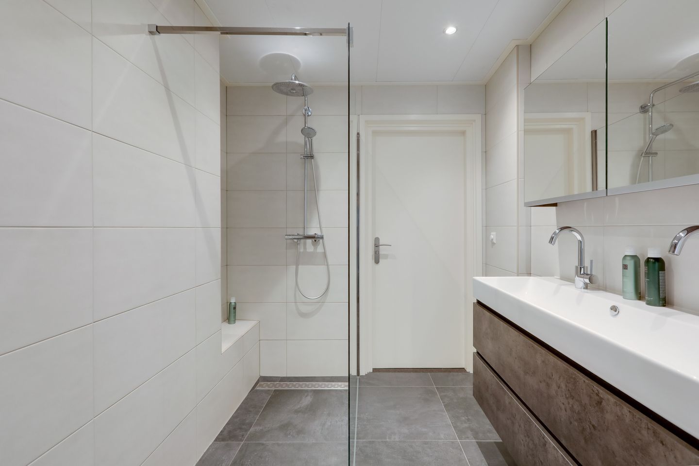 Foto 44 van Dorpstraat 33