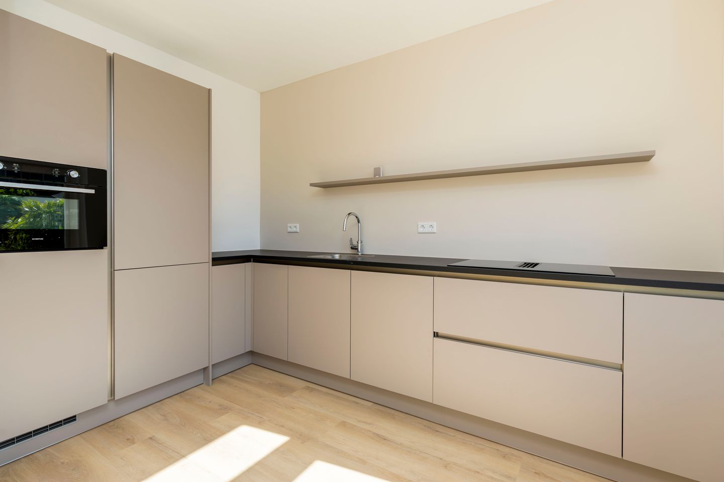 Foto 10 van Vincent van Goghlaan 49