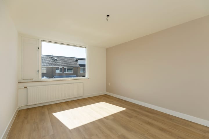 Foto 14 van Vincent van Goghlaan 49