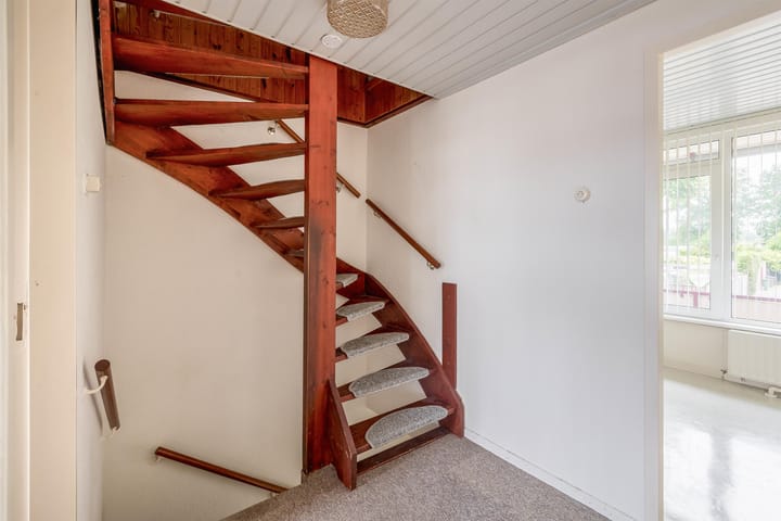 Foto 24 van Wingerd 16