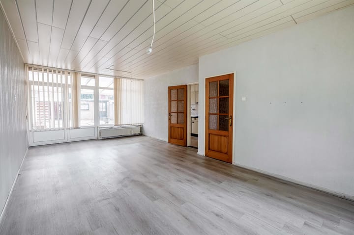 Foto 2 van Wingerd 16