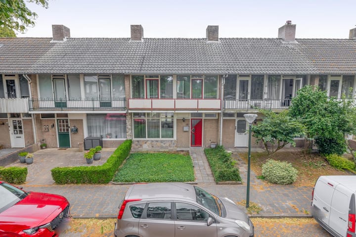 Foto 7 van Wingerd 16