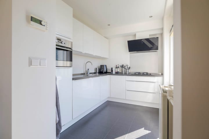 Foto 4 van Johan de Wittlaan 216-3