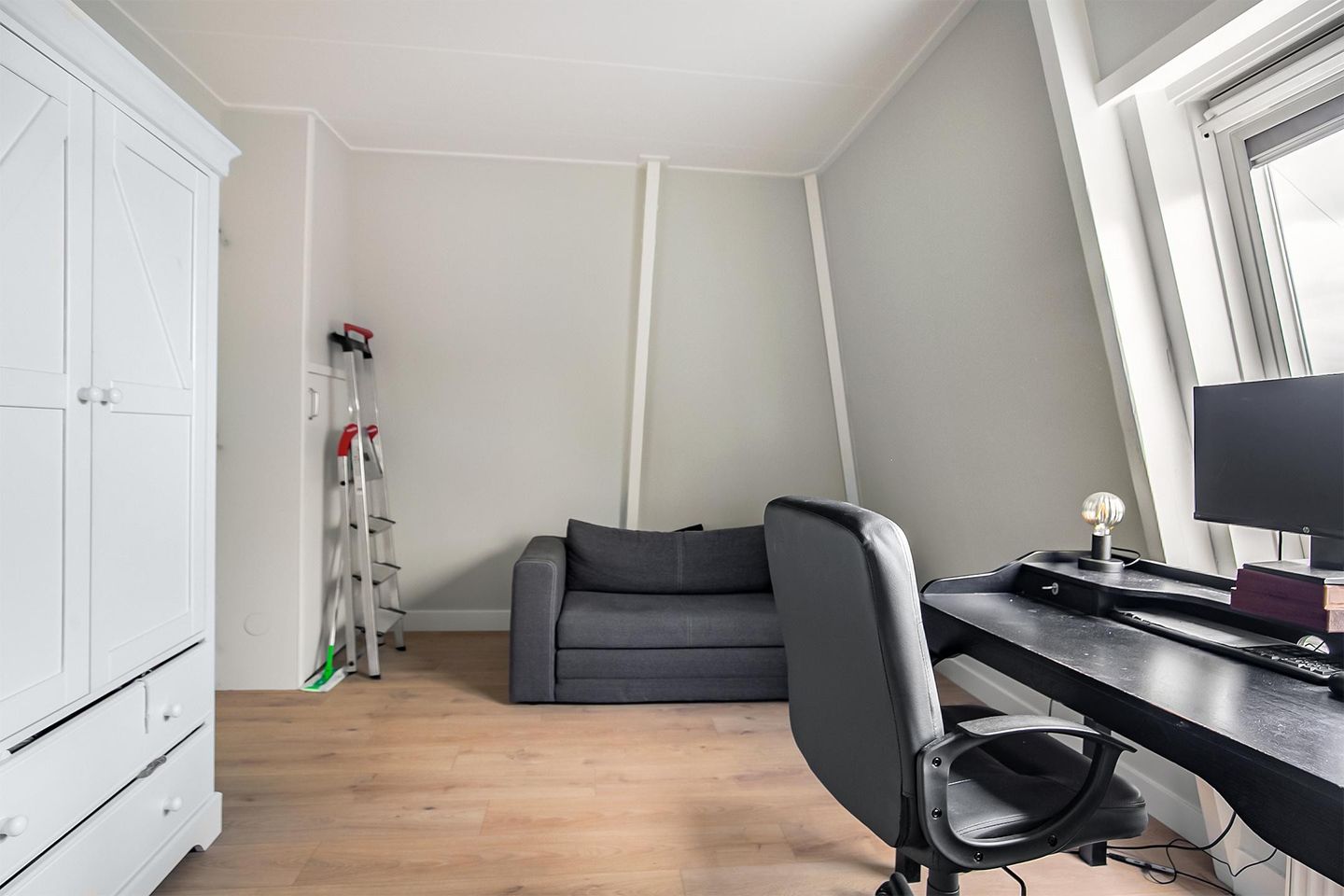 Foto 14 van Achterom 92-B