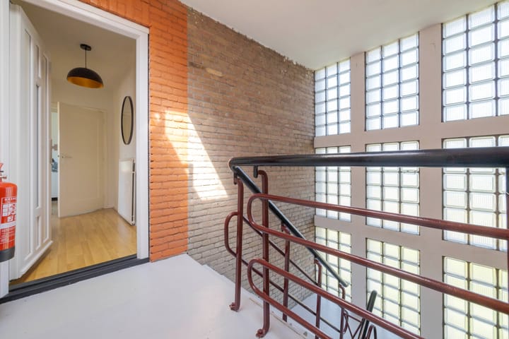 Foto 8 van Johan de Wittlaan 216-3