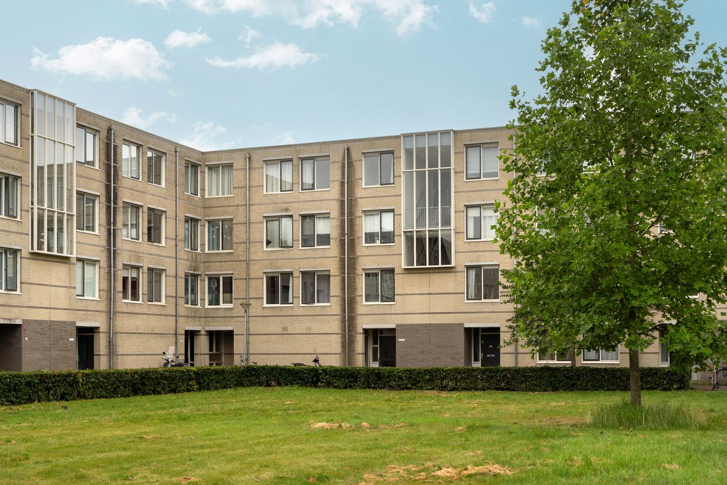 Foto 5 van J.T.P. Bijhouwerhof 61