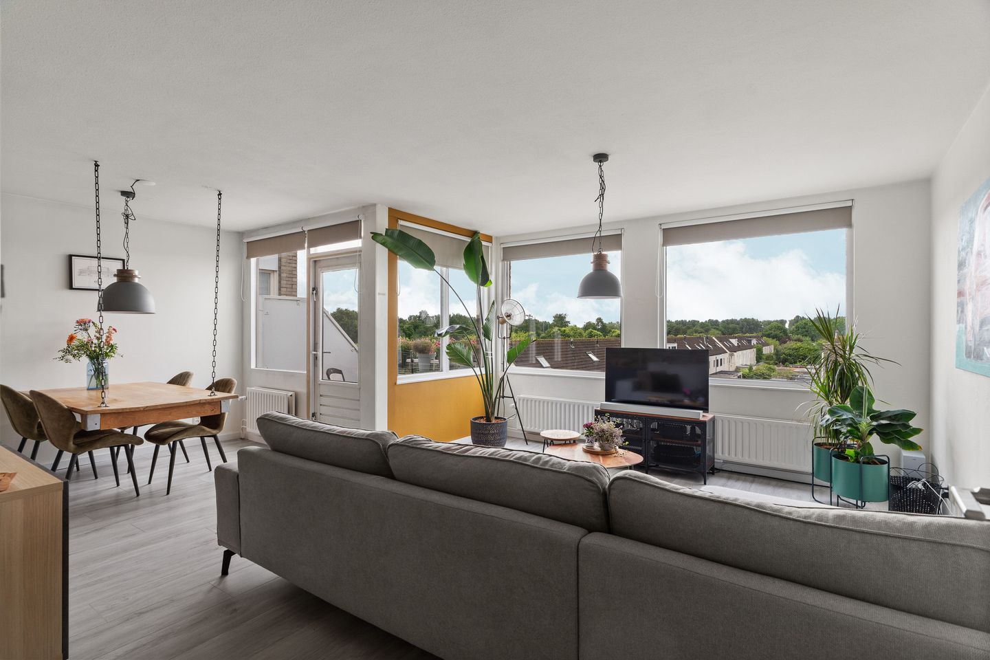 Foto 10 van J.T.P. Bijhouwerhof 61