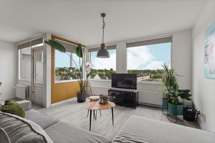 Foto 2 van J.T.P. Bijhouwerhof 61