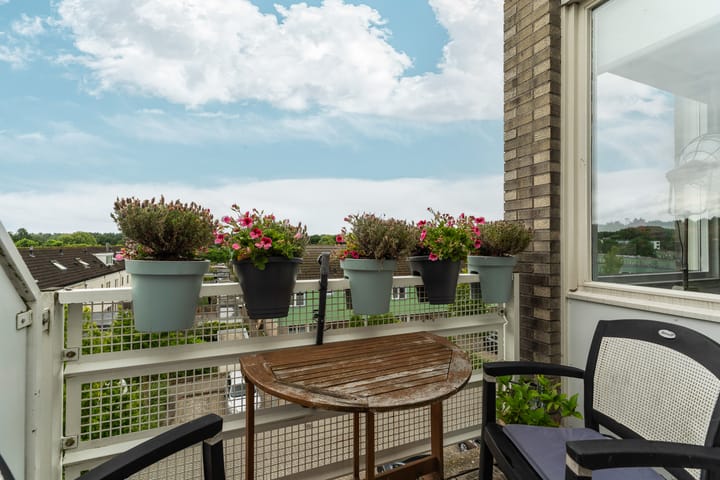 Foto 25 van J.T.P. Bijhouwerhof 61