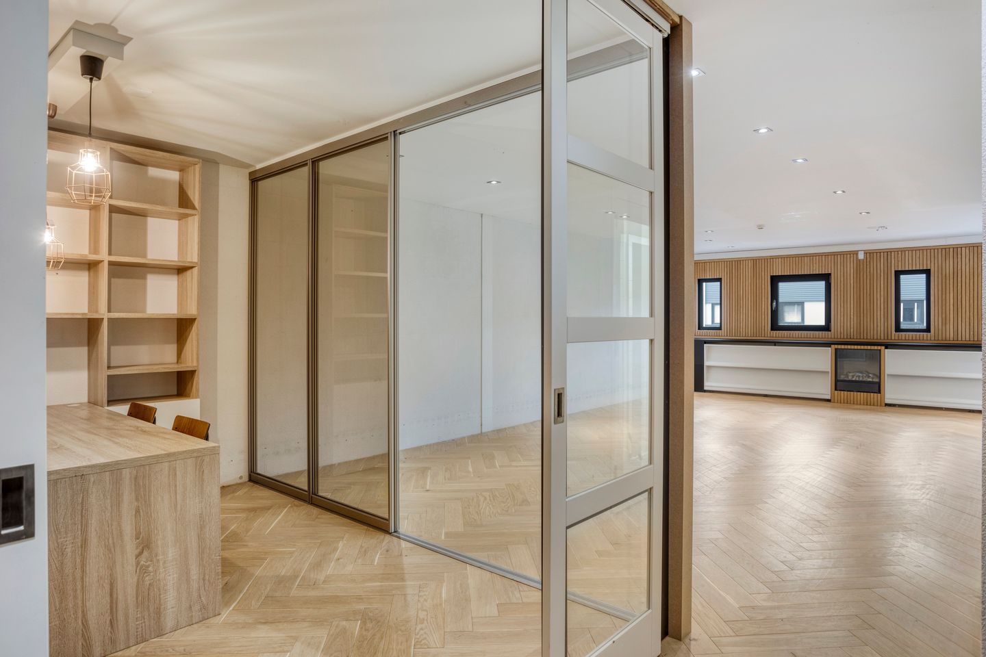 View photo 3 of Landweerstraat-Zuid 97-C