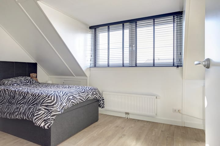 Foto 21 van Purperreiger 22