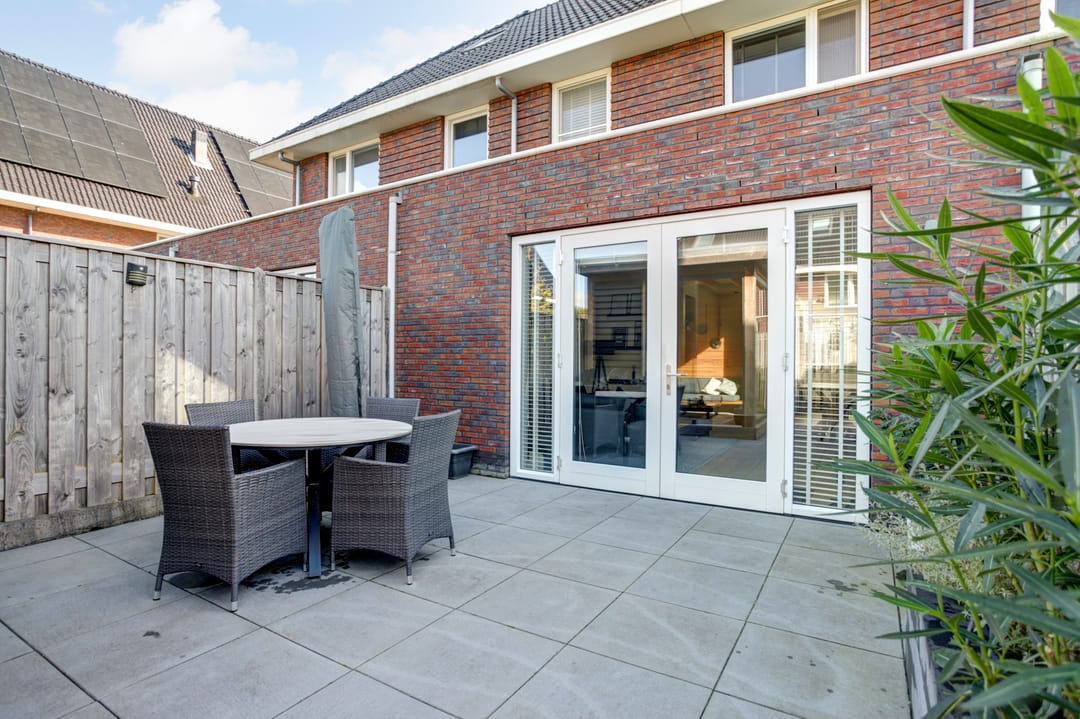 Foto 23 van Purperreiger 22