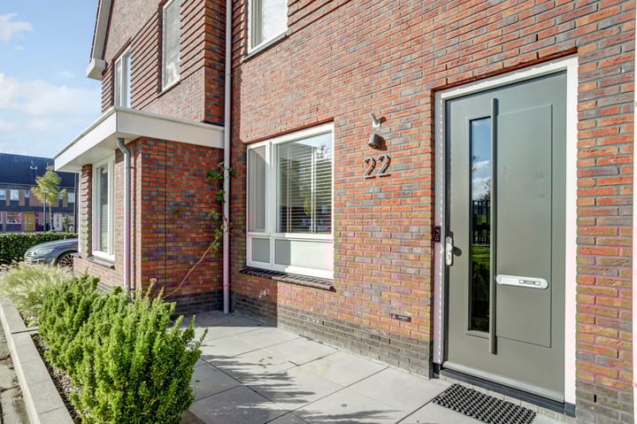 Foto 28 van Purperreiger 22