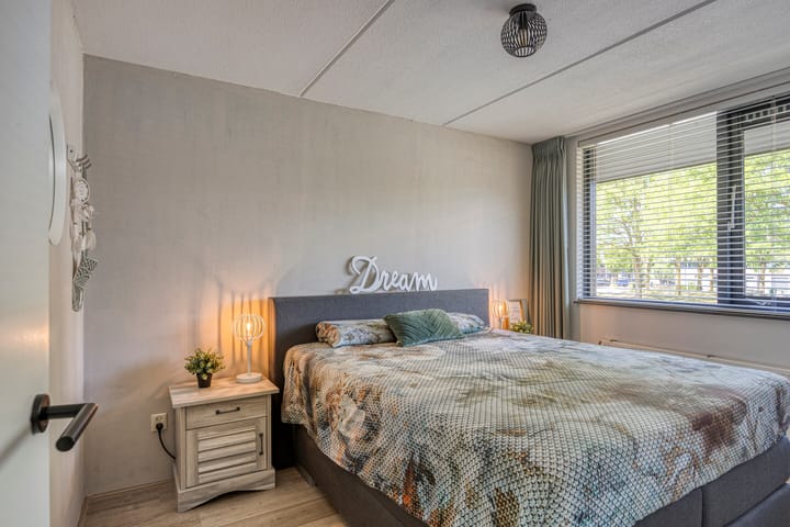 Foto 18 van Mosselhoekplein 4