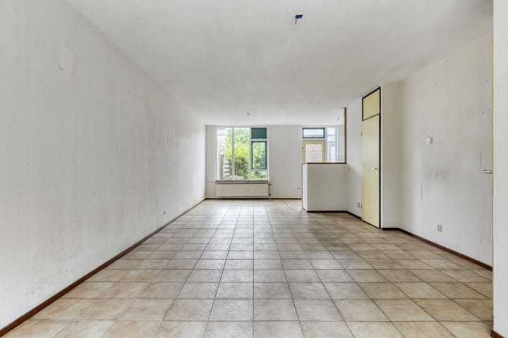 Photo 2 of Kompas 14