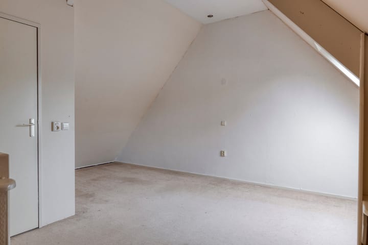 Photo 28 of Parijsstraat 16