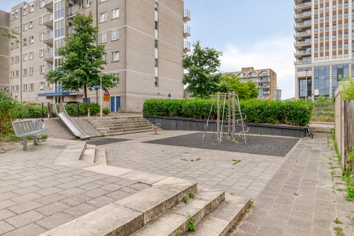 Photo 31 of Parijsstraat 16