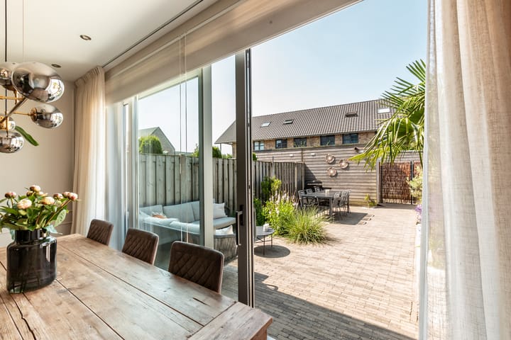 Foto 9 van Boterbloemhof 96