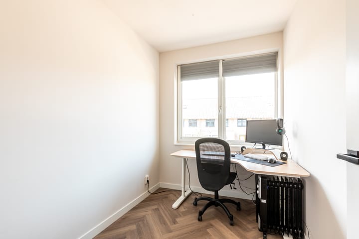 Foto 21 van Boterbloemhof 96