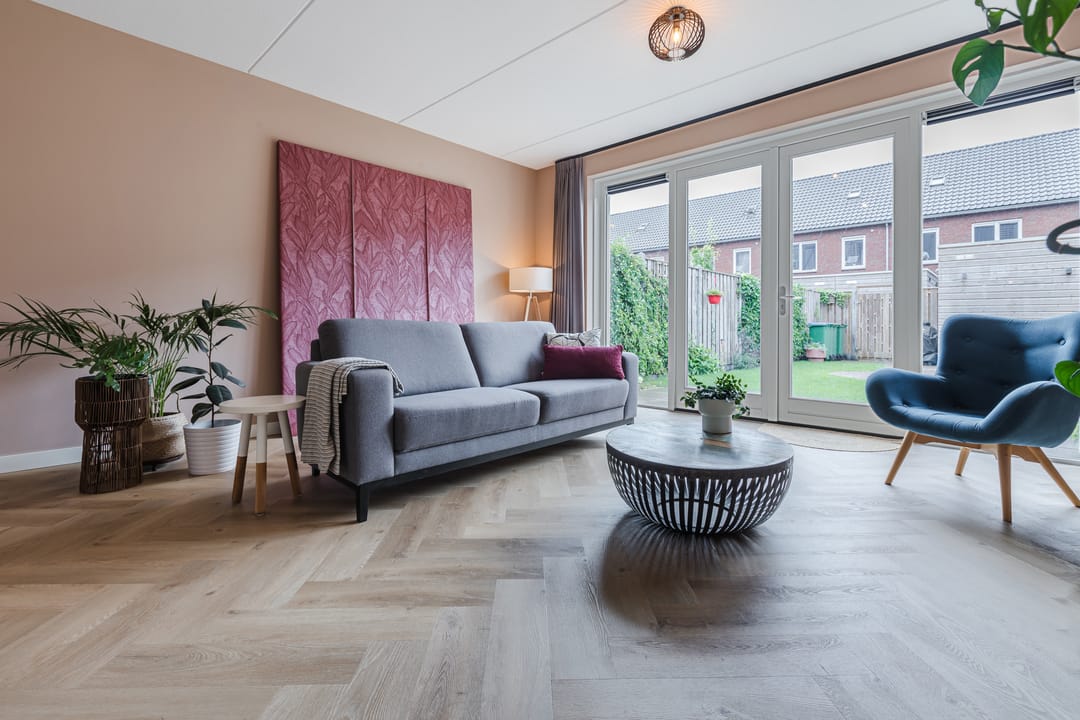 Photo 2 of Prof. Hofsteestraat 14