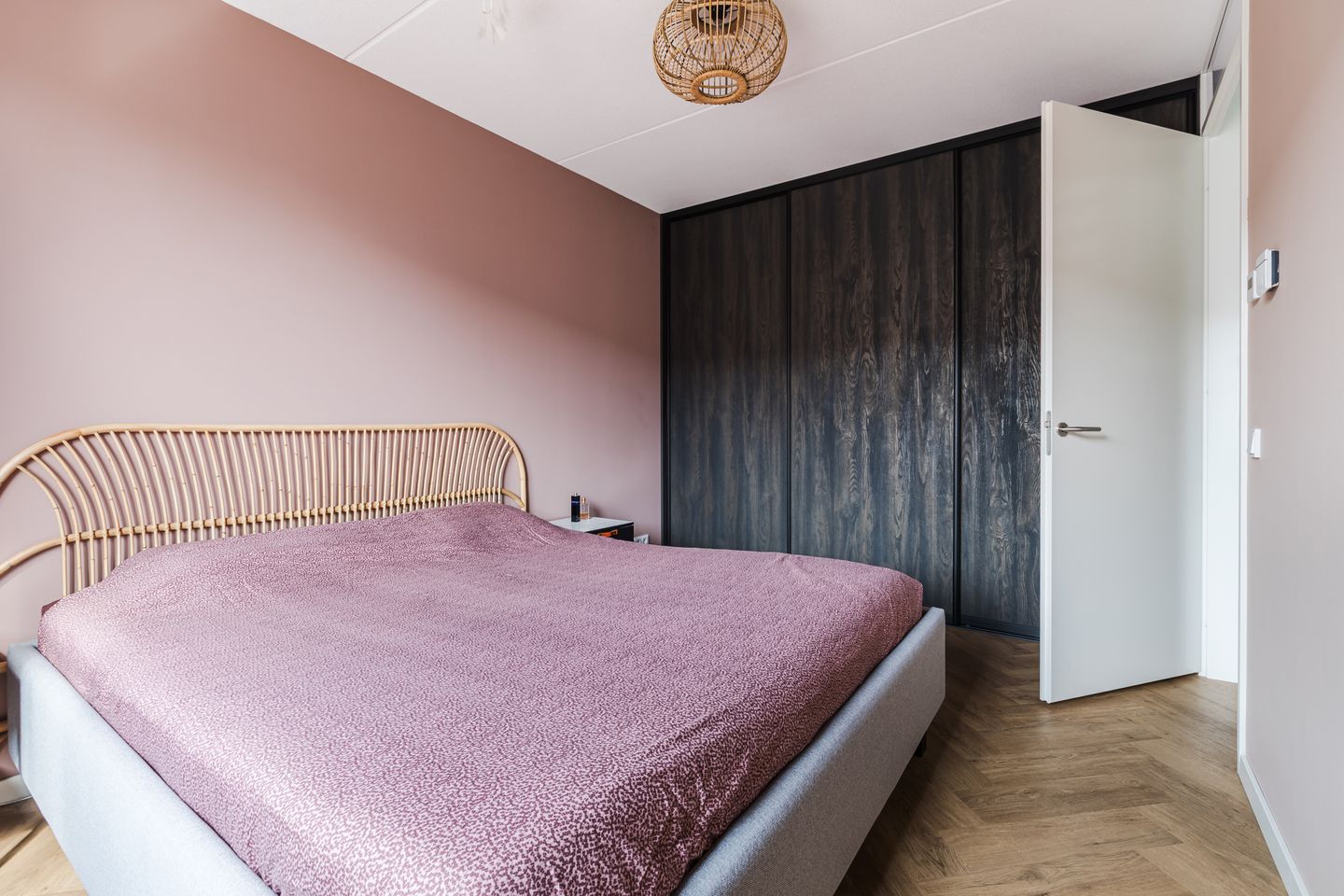 Photo 19 of Prof. Hofsteestraat 14